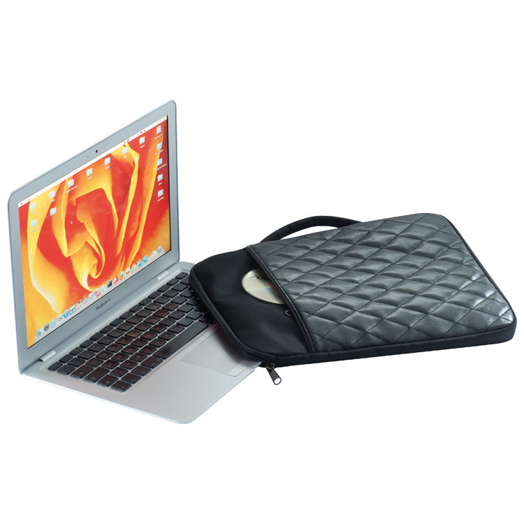 Laptop case in quilted design with carrying strap