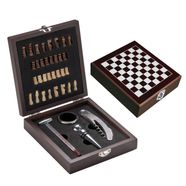 Wine Set with Chess